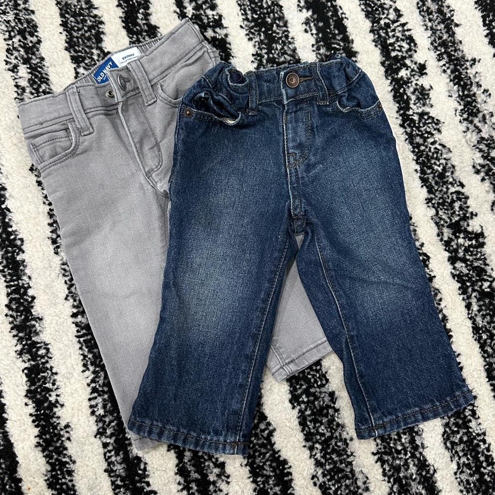 2 pairs of denim